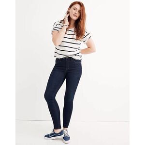 Madewell 9" Mid-Rise Skinny Jeans in Larkspur Dark‎ Wash Sz 26 TENCEL Denim